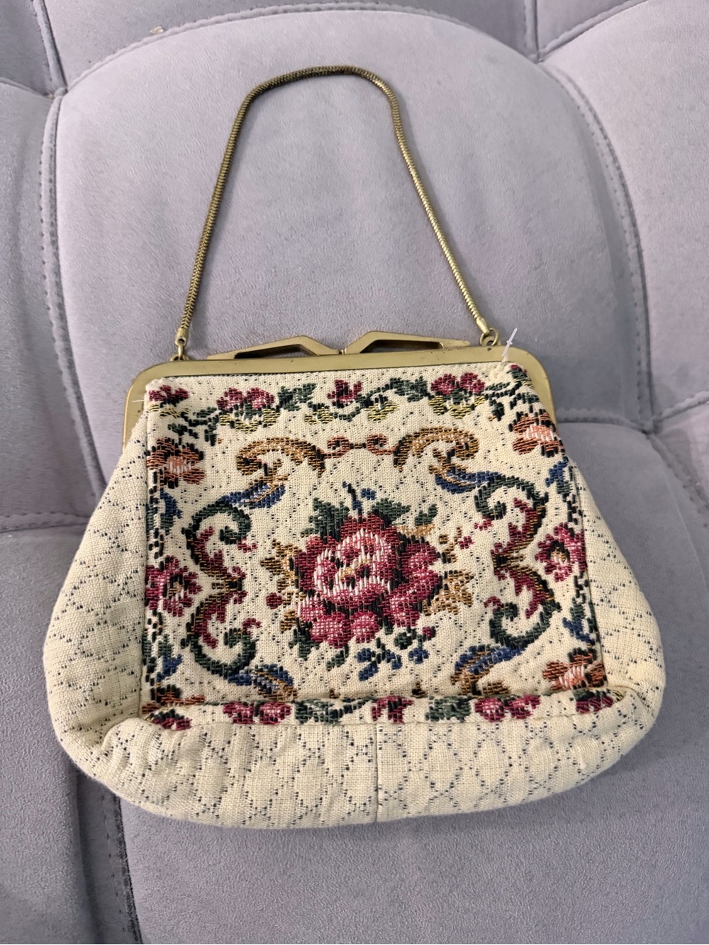 Vintage Floral Tapestry Handbag in Cream and Pink